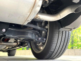 お車を安心してお乗りいただく為には、足回りの定期点検が欠かせません。サービスサポート(有償保証)では無料点検もご提供しており、安心のカーライフをお過ごしいただけるサポート体制が整っています。