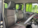 運転席シート廻りは使用感も少なく、良好な状態となっています。丁寧に使われていたことがよくわかりますね。
