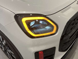 「自動車保険も、純正のクオリティを。」MINIの正規ディーラーのみが取り扱い可能な、MINI専用自動車保険。専任のスタッフが皆様のカーライフを、24時間365日サポート致します。