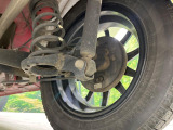 お車を安心してお乗りいただく為には、足回りの定期点検が欠かせません。サービスサポート(有償保証)では無料点検もご提供しており、安心のカーライフをお過ごしいただけるサポート体制が整っています。