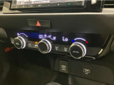 オートエアコンのお車ですので室内の温度をスムーズに調整してくれます♪