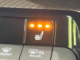 【シートヒーター】寒い日に重宝するシートヒーター!エアコンより早く温まってくれるので寒がりの人も安心ですね♪エアコンの温風は乾燥するから苦手、という方にもをおすすめです。