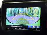 【バックカメラ】駐車時に後方がリアルタイム映像で確認できます。大型商業施設や立体駐車場での駐車時や、夜間のバック時に大活躍!運転スキルに関わらず、今や必須となった装備のひとつです!