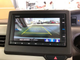 【バックカメラ】駐車時に安心のバックカメラが装備されています!