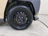 純正スチールホイールキャップ付です!タイヤサイズは165/65R15