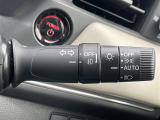【オートライト(AUTO)】外の明るさをシステムが感知して、自動でヘッドライトが点灯します!ヘッドライトをつけ忘れを防ぐ便利機能です。