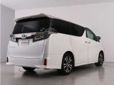 当店では、厳選された車両のみ展示しております。アルファード・ヴェルファイアに特化した専門店ならではの豊富な在庫の中から、お気に入りの一台をお探しください!