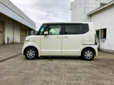 ガラスコーティングは見違えるほどの輝きを放ち、納車後のメンテナンスも楽々!