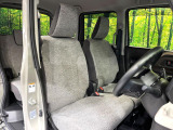 運転席シート廻りは使用感も少なく、良好な状態となっています。丁寧に使われていたことがよくわかりますね。