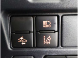 オートマチックハイビームとは、先行車や対向車のライトを認識し、ハイビームとロービームを自動で切り替える機能です。夜道の視界を確保します。詳細は販売店スタッフまでおたずねください。
