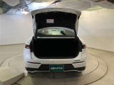 バックドアを開けた状態です。