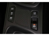 電動パーキングブレーキ搭載!スイッチ操作でパーキングブレーキを作動・解除できます。ドライビングモード選択スイッチ装備!走行・使用状況に合わせて走行モードを選択できます。