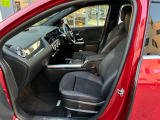 GLAクラス GLA200d 4マチック AMGラインパッケージ 4WD 