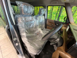 運転席シート廻りは使用感も少なく、良好な状態となっています。丁寧に使われていたことがよくわかりますね。