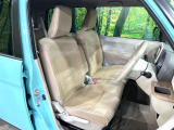 運転席シート廻りは使用感も少なく、良好な状態となっています。丁寧に使われていたことがよくわかりますね。