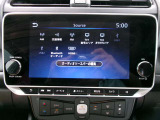 フルセグTV、Bluetoothなど好きな音楽を聴きながらドライブ。