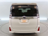 バックカメラが付いているので後方確認しながら安心して駐車することができます。