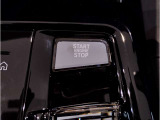 【プッシュスタート】プッシュスタートの最大のメリットは「防犯対策」です。スマートキーと車のIDが合致しないとエンジンは始動させることができません。