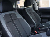 運転席は使用感が少なく、状態を重視される方にもご満足いただけます。