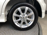 純正14インチアルミ!タイヤサイズは155/65R14です