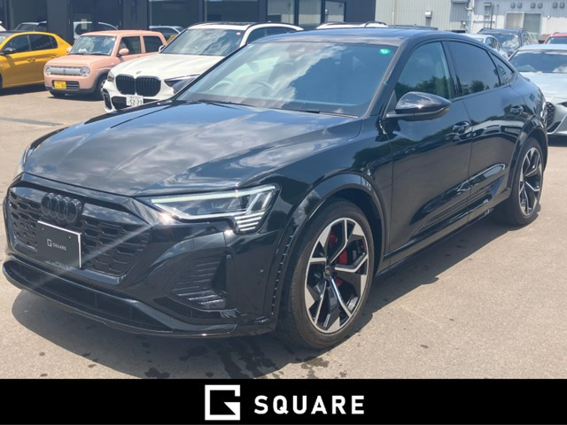 SQ8スポーツバック e-tron ベースグレード 4WD 