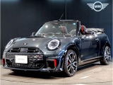 MINI コンバーチブル JCWが入庫いたしました。ボディーカラーは、レジェンドグレーでございます。