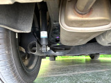 お車を安心してお乗りいただく為には、足回りの定期点検が欠かせません。サービスサポート(有償保証)では無料点検もご提供しており、安心のカーライフをお過ごしいただけるサポート体制が整っています。
