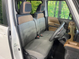 運転席シート廻りは使用感も少なく、良好な状態となっています。丁寧に使われていたことがよくわかりますね。