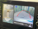 【アラウンドビューモニター】専用のカメラにより、上から見下ろしたような視点で360度クルマの周囲を確認することができます☆死角部分も確認しやすく、狭い場所での切り返しや駐車もスムーズに行えます。