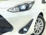 【LEDヘッドライト】悪天候や夜間走行時も良好な視界を確保し安心して運転できる高輝度LEDヘッドライトを装備!点灯速度が早く、消費電力も抑えられています。