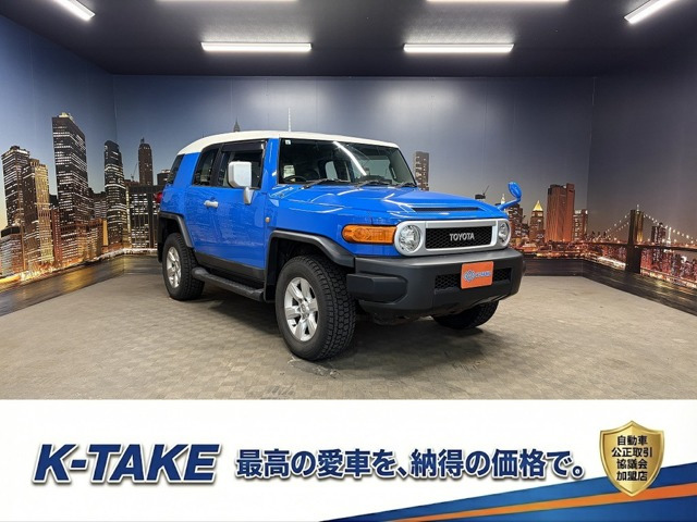 FJクルーザー 4.0 4WD (禁煙車)(4WD)(メモリーナビ)(バックカメラ