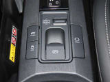 シフト連動パーキングブレーキ&オートブレーキホールド機能付きで運転が快適に&hellip;♪