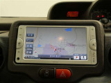 U-Carの販売だけでなく自動車保険、携帯電話の販売も行っております。