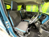 運転席シート廻りは使用感も少なく、良好な状態となっています。丁寧に使われていたことがよくわかりますね。