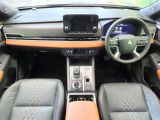 アウトランダー PHEV 2.4 P 4WD 