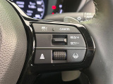【アダプティブクルーズコントロール】高速道路での長距離走行が楽に!!自動で速度を保つクルーズコントロールが、衝突軽減システムと連携し、前方の車両を感知して車間を保つように速度調節してくれます!!