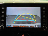 バックガイドモニターで、後方を確認しながら安心して駐車することができます。運転初心者も熟練者も必須の機能ですよ!
