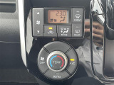 【オートエアコン】車内温度を感知して自動で温度調整をしてくれるのでいつでも快適な車内空間を創り上げます!