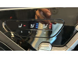 輸入車、国産車を問わず、現在お乗りのお車を下取りさせて頂きます。お車の車種やボディカラー、オプション装備などをご連絡頂けましたら、おおよその額を提示させて頂きますので、お気軽にお申し付け下さいませ。