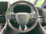 【純正革巻きステアリング】上質な革を使用することで、手にしっかり馴染みとても運転しやすいハンドルです♪