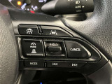 ナビゲーションに視線を移さず、ハンドルから手を離さず、運転に集中したまま手元でオーディオ操作できます♪