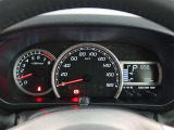 メーターはスッキリとしたデザインで、とても見やすく、安全運転のお役に立ちます。