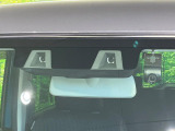 【スマートブレーキサポート】走行中に前方の車両等を認識し、衝突しそうな時は警報とブレーキで衝突回避と被害軽減をアシスト。より安全にドライブをお楽しみいただけます。