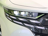【シーケンシャルターンランプ付きLEDヘッドライト】人気の『流れるウィンカー』付きのLEDヘッドライトを装備♪高級感はもちろん、点灯時は存在感たっぷりで他車からも認識されやすく安心です。