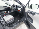 【禁煙車の定義】当店の定義・・・☆タバコ臭くない事☆コゲがない事☆灰皿等の喫煙器具が未使用の事 以上3項目をクリアした場合【禁煙車】と表示します。(現状を表しています。過去の事は、断定できません。)