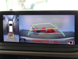 バックガイドモニターを装備しています、車庫入れもラクラクです。パノラミックビューモニターを搭載しています、上からの画像も表示されます。