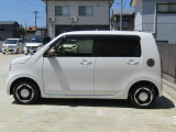 展示中古車は全て外装と内装のクリーニングを行っています♪