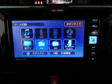 【オーディオ選択画面】AM/FMの切替や、交通情報もこちらの画面から選択できます。