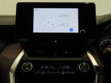 ディスプレイオーディオを装備。スマホとクルマをつなぐことで、これまでのナビに加えて、いろんなサービスが楽しめます。