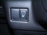 運転席シートヒータースイッチ